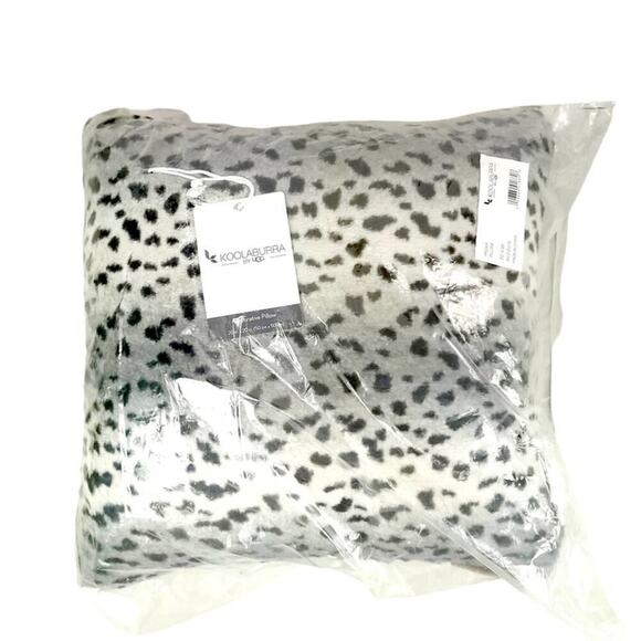 Koolaburra By UGG Micah Decorative Pillow Wild Dove 20" x 20" - Picture 3 of 8